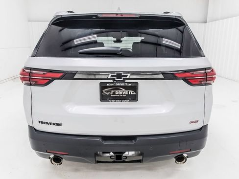Used 2022 Chevrolet Traverse RS FWD image 6