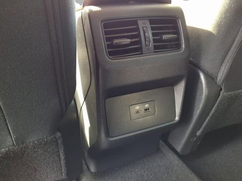 Used 2023 Nissan Rogue SV image 23