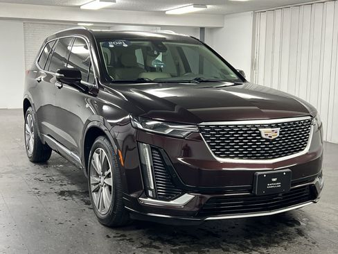 Used 2021 Cadillac XT6 Premium Luxury image 46