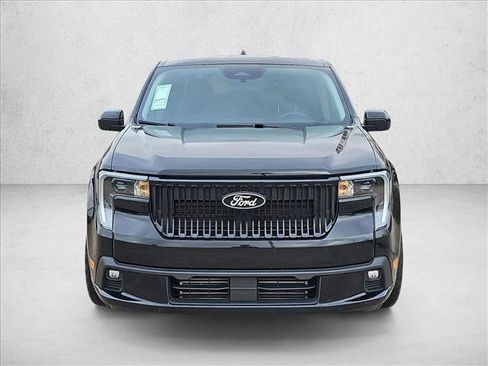 Certified 2025 Ford Maverick Lobo image 2