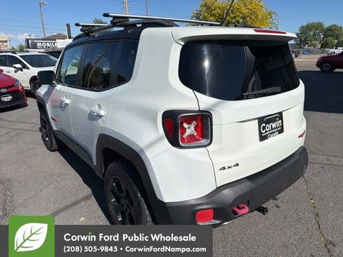 Used 2015 Jeep Renegade Trailhawk w/ Premium Leather Group AWD/4WD image 7