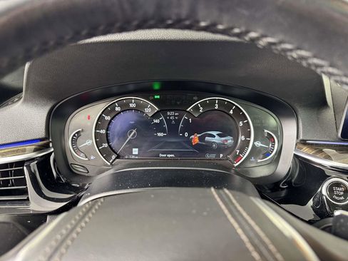 Used 2019 BMW 540i xDrive AWD/4WD image 3