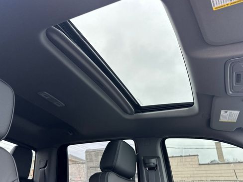 New 2026 GMC Sierra 1500 Denali AWD/4WD image 17