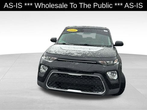Used 2020 Kia Soul LX image 2