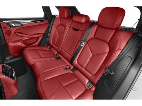 Used 2025 Porsche Macan image 16