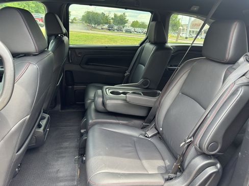 Used 2025 Honda Odyssey Sport-L image 18