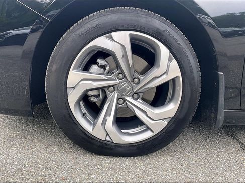Used 2018 Honda Accord EX-L image 9
