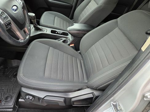 Used 2019 Ford Ranger XLT w/ Equipment Group 301A Mid image 14