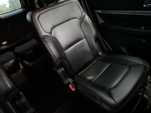 Used 2019 Ford Explorer Sport AWD/4WD image 14