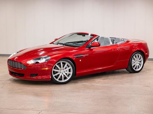 Used 2006 Aston Martin DB9 Volante RWD image 27