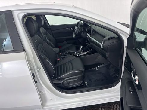 Certified 2024 Kia Forte GT-Line w/ GT-Line Premium Package image 12