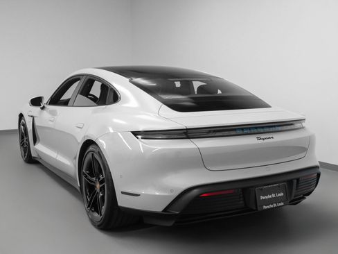 New 2025 Porsche Taycan image 3