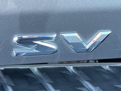 Used 2022 Nissan Titan SV image 31