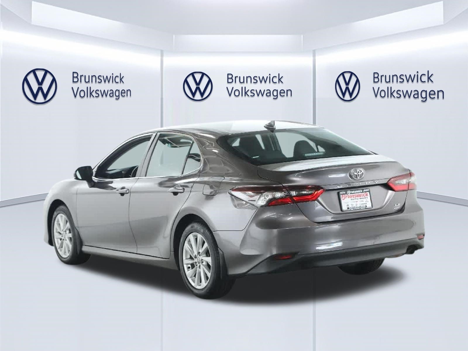 Certified 2024 Toyota Camry LE AWD/4WD image 39