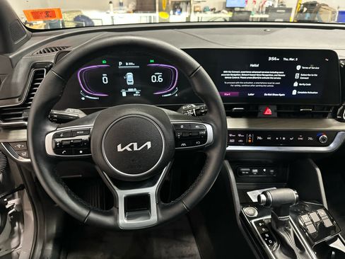 Used 2025 Kia Sportage X-Line w/ Premium Package image 12
