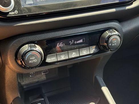 Used 2024 Nissan Kicks SR FWD image 31