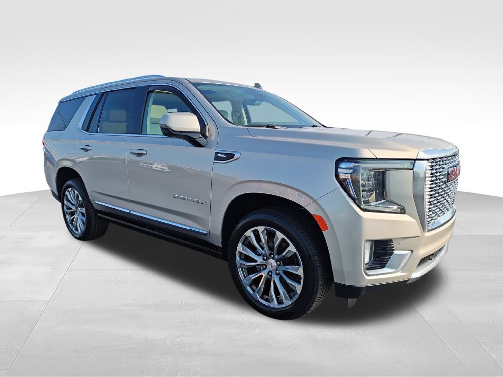 Used 2021 GMC Yukon Denali w/ Denali Premium Package AWD/4WD image 7