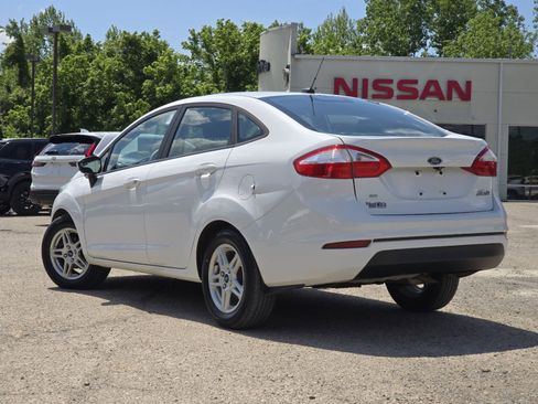 Used 2018 Ford Fiesta SE FWD image 14