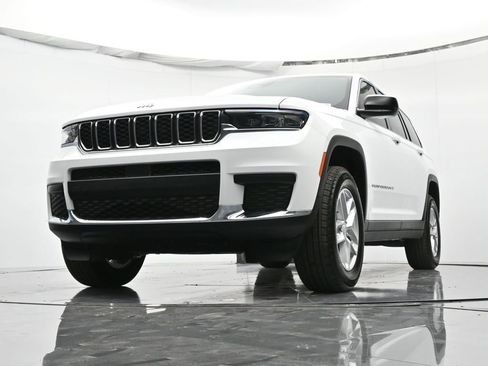 New 2025 Jeep Grand Cherokee L Laredo image 43