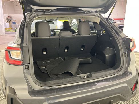 Used 2024 Subaru Crosstrek 2.0i AWD/4WD image 27