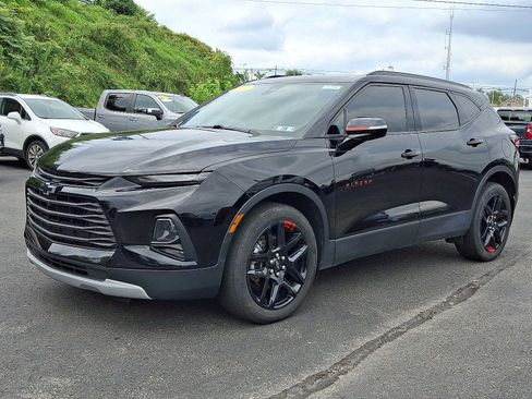 Used 2022 Chevrolet Blazer LT w/ Redline Edition AWD/4WD image 3