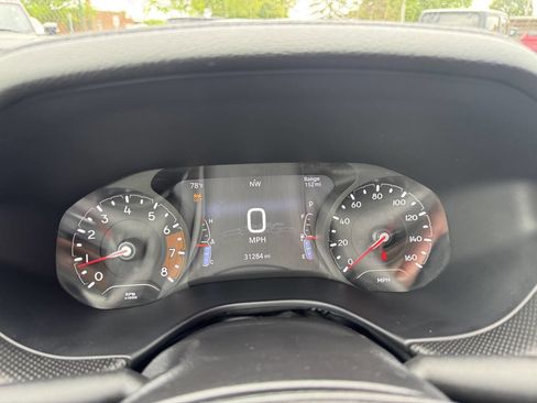 Used 2022 Jeep Compass Trailhawk w/ Sun and Sound Group AWD/4WD image 22