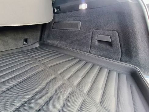 Used 2020 Porsche Cayenne Base image 64