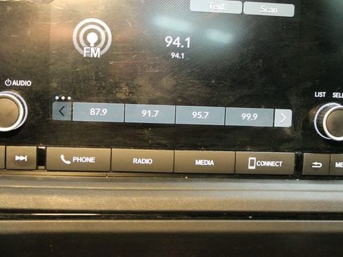 Used 2023 Honda Accord EX image 22