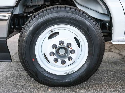 New 2026 Ford E-350 and Econoline 350 Super Duty w/ Power Equipment Group image 15