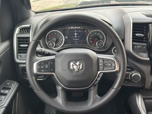 New 2026 RAM 1500 Express AWD/4WD image 27