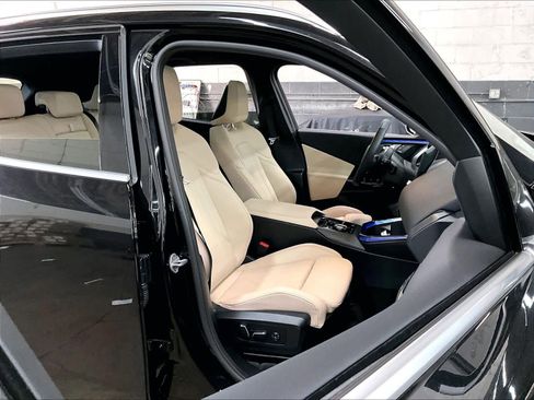 Used 2026 BMW X3 xDrive30 w/ Convenience Package AWD/4WD image 10