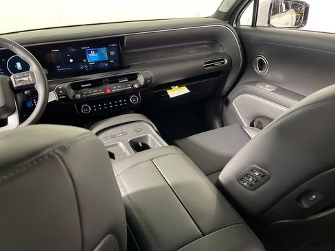 Used 2026 Hyundai Palisade Calligraphy FWD image 17