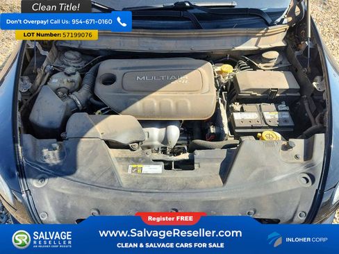 Used 2018 Jeep Cherokee Latitude w/ Altitude Package FWD image 15
