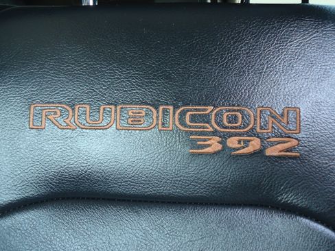 Used 2021 Jeep Wrangler Unlimited Rubicon w/ Dual Top Group AWD/4WD image 29