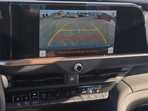 Used 2025 Toyota Crown Limited image 20