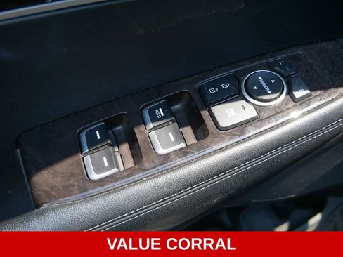 Used 2017 Kia Sorento AWD w/ LX Convenience Package image 12