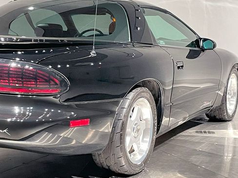 Used 1994 Pontiac Firebird Coupe image 31