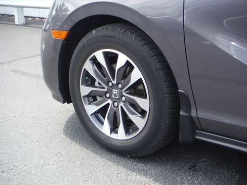 Used 2024 Honda Odyssey EX-L image 4