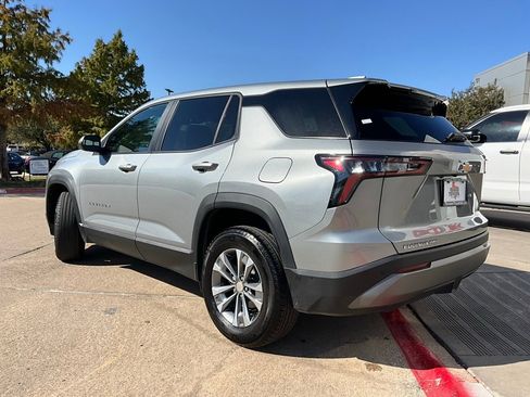 Used 2025 Chevrolet Equinox LT image 8