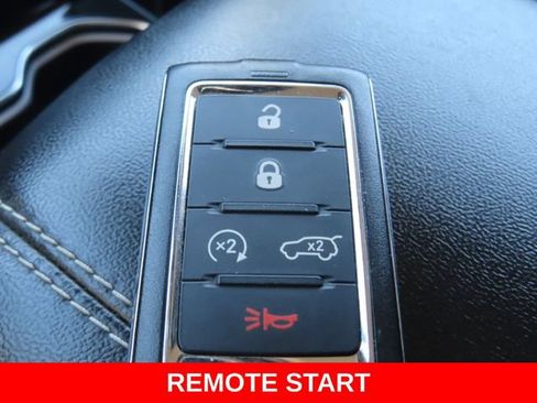 Used 2023 Jeep Grand Cherokee Limited w/ Luxury Tech Group II AWD/4WD image 43