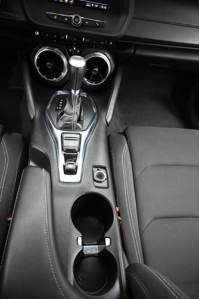Used 2023 Chevrolet Camaro LT RWD image 18