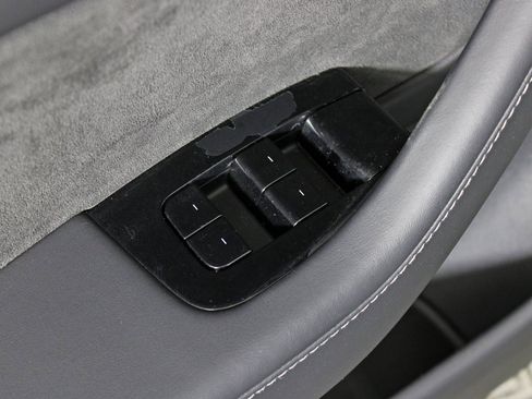 Used 2020 Tesla Model 3 Performance image 17