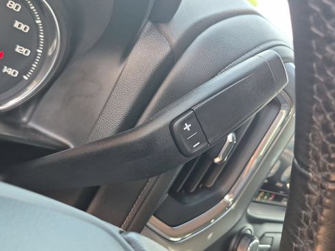 Used 2021 Chevrolet Silverado 1500 LTZ w/ LTZ Premium Package AWD/4WD image 23