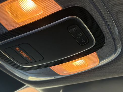 Used 2023 Hyundai Elantra SE image 24