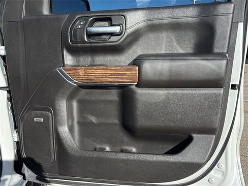 Used 2019 Chevrolet Silverado 1500 High Country w/ Safety Package II image 10