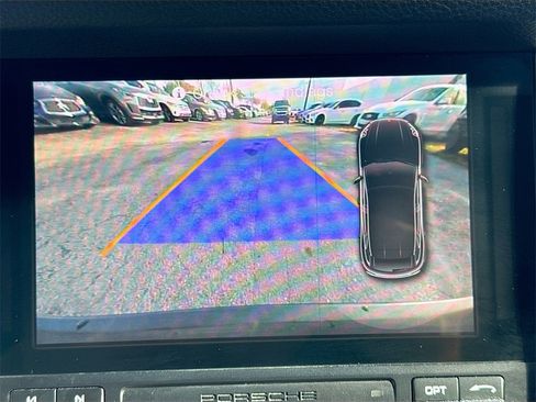 Used 2018 Porsche Macan image 15