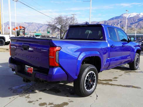 Certified 2025 Toyota Tacoma SR5 image 8