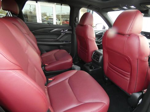 Used 2022 MAZDA CX-9 Carbon Edition image 17