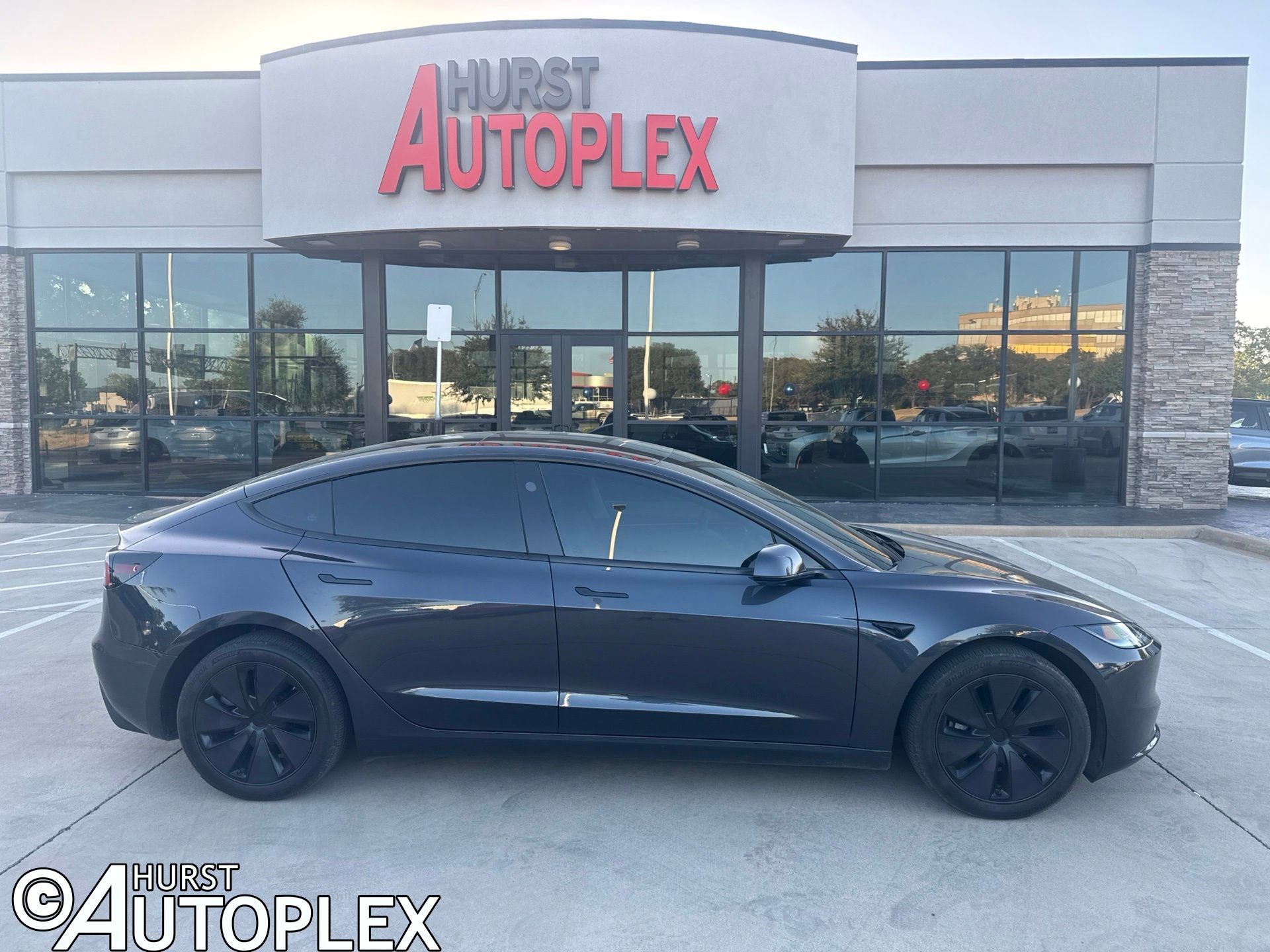 Used 2025 Tesla Model 3 Long Range AWD/4WD image 1