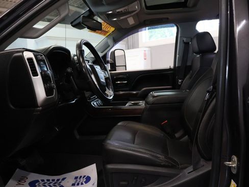 Used 2015 GMC Sierra 2500 SLT w/ Driver Alert Package AWD/4WD image 10